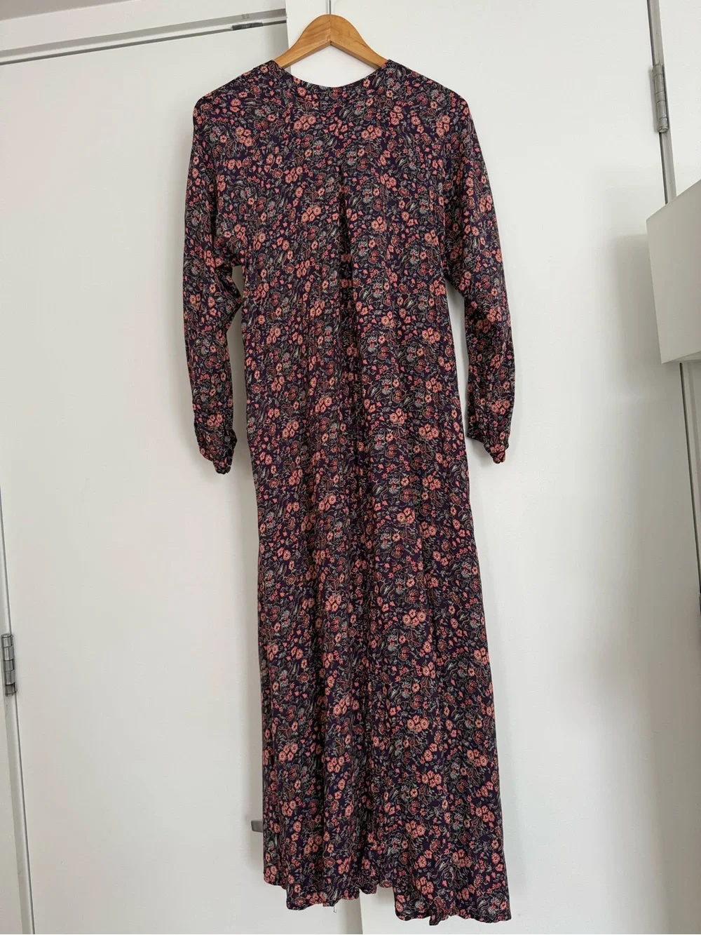 Natalie Martin Fiore Maxi Aubergine Floral S - Picture 5 of 10